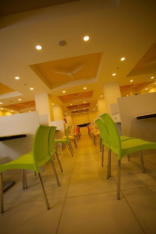 Ganpat Grand Hotel Palni Luaran gambar