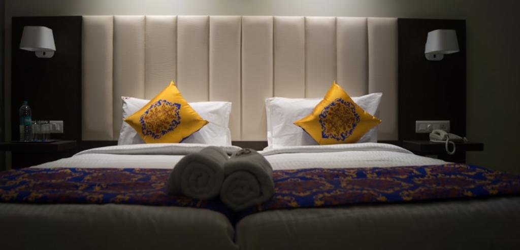 Ganpat Grand Hotel Palni Luaran gambar