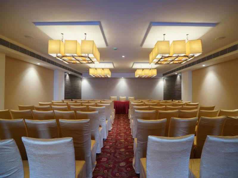 Ganpat Grand Hotel Palni Luaran gambar